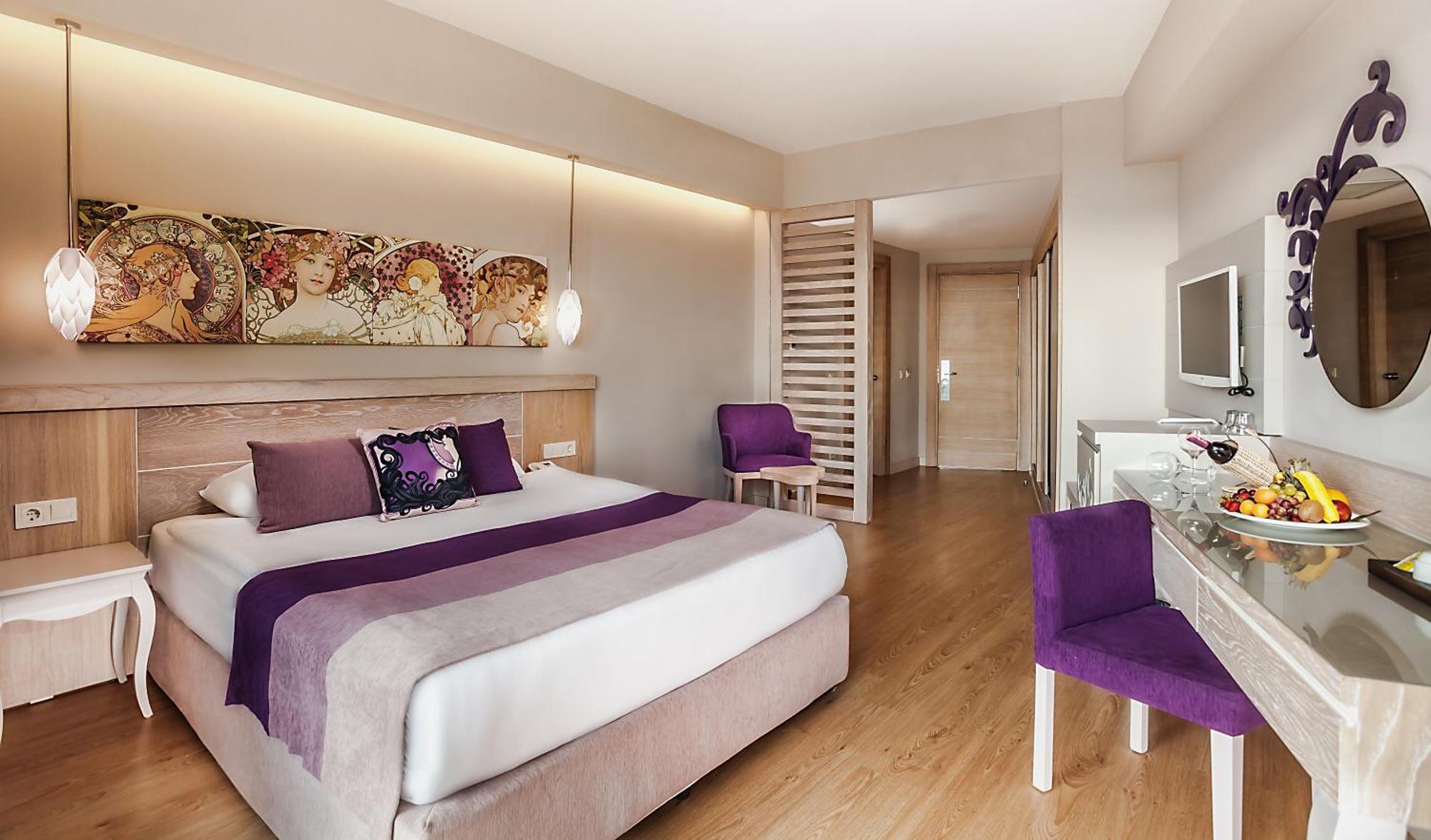 Comfort Triple Room